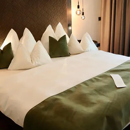 Appius Design Suites B&B - Adults Only Appiano Sulla Strada Del Vino Exterior foto